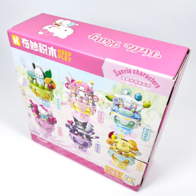 Sanrio Hello Kitty Officially Licensed Ice Cream Cone Building Brick Limited Edition